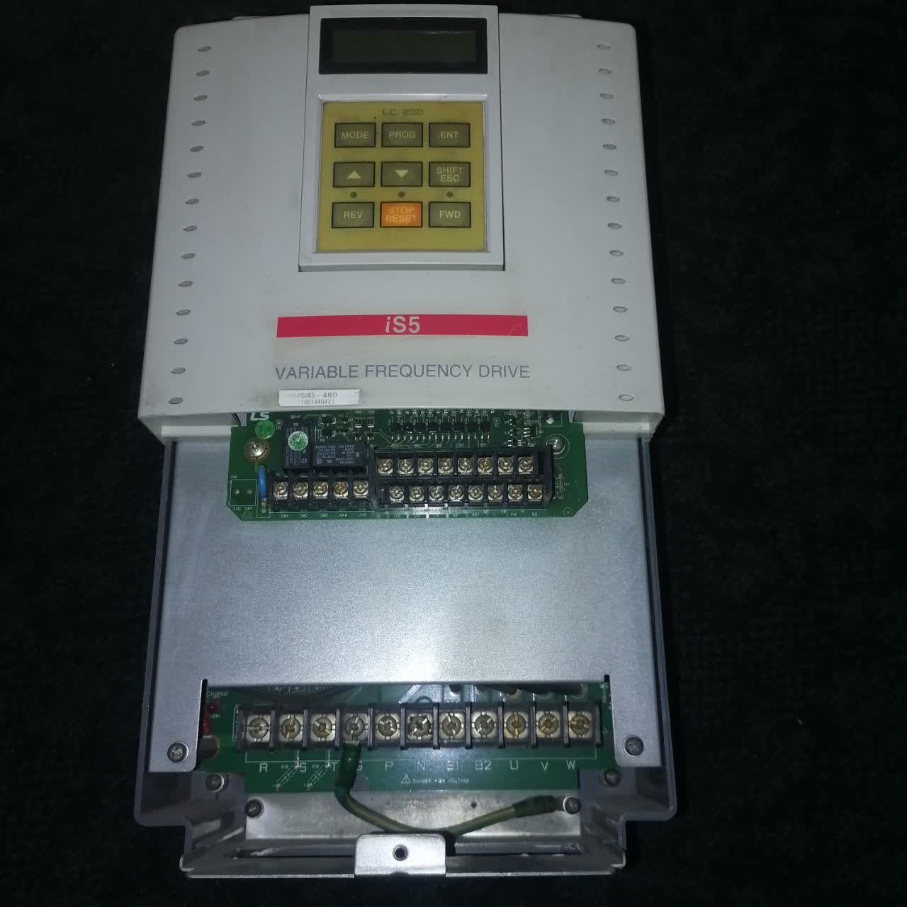 اینورتر سه فاز LS-iS5  توان 7.5KW